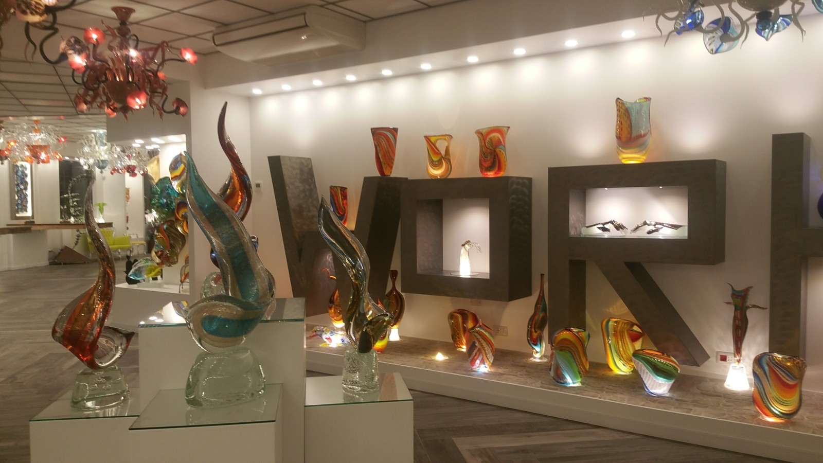 MURANO GLASS, TRADITION & INNOVATION A COLLECTORS' TOUR Walks